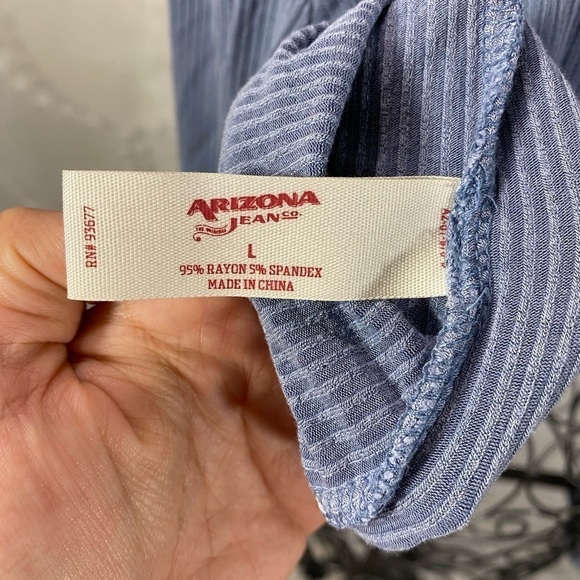 Arizona jeans cold shoulder blue top size L - Picture 8 of 10